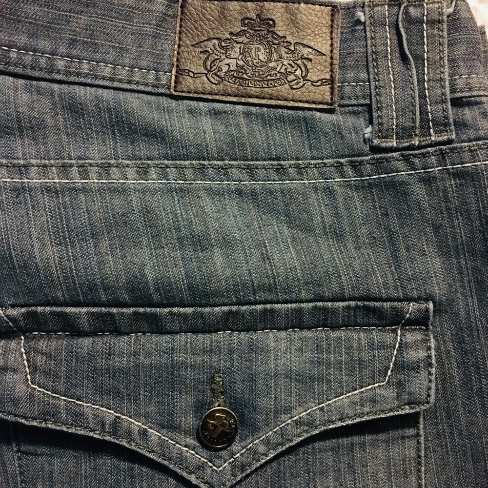Reputation Jeans - Picture 2 of 4
